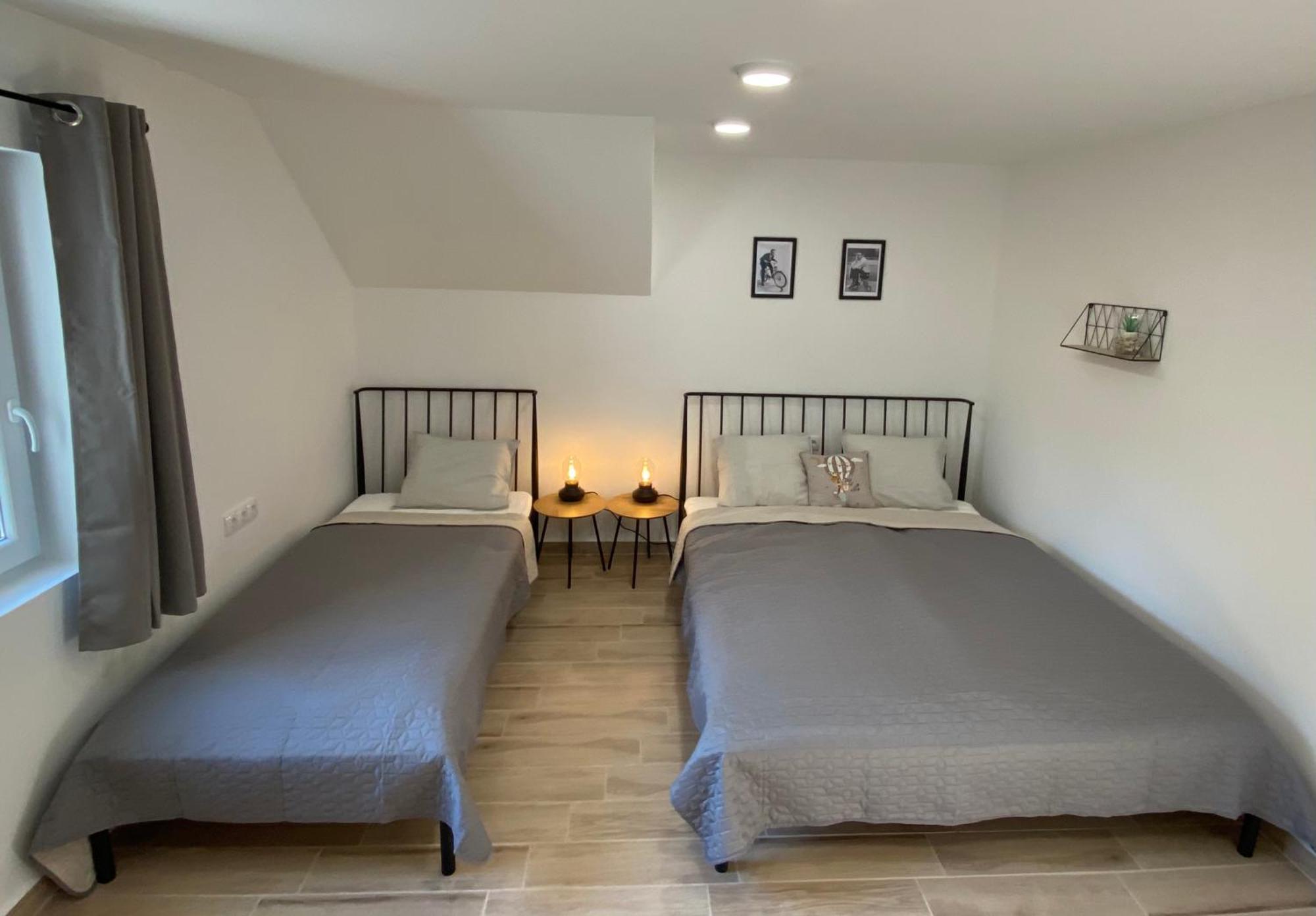 Bike & Fun Apartments - Balatonakarattya Pokój zdjęcie