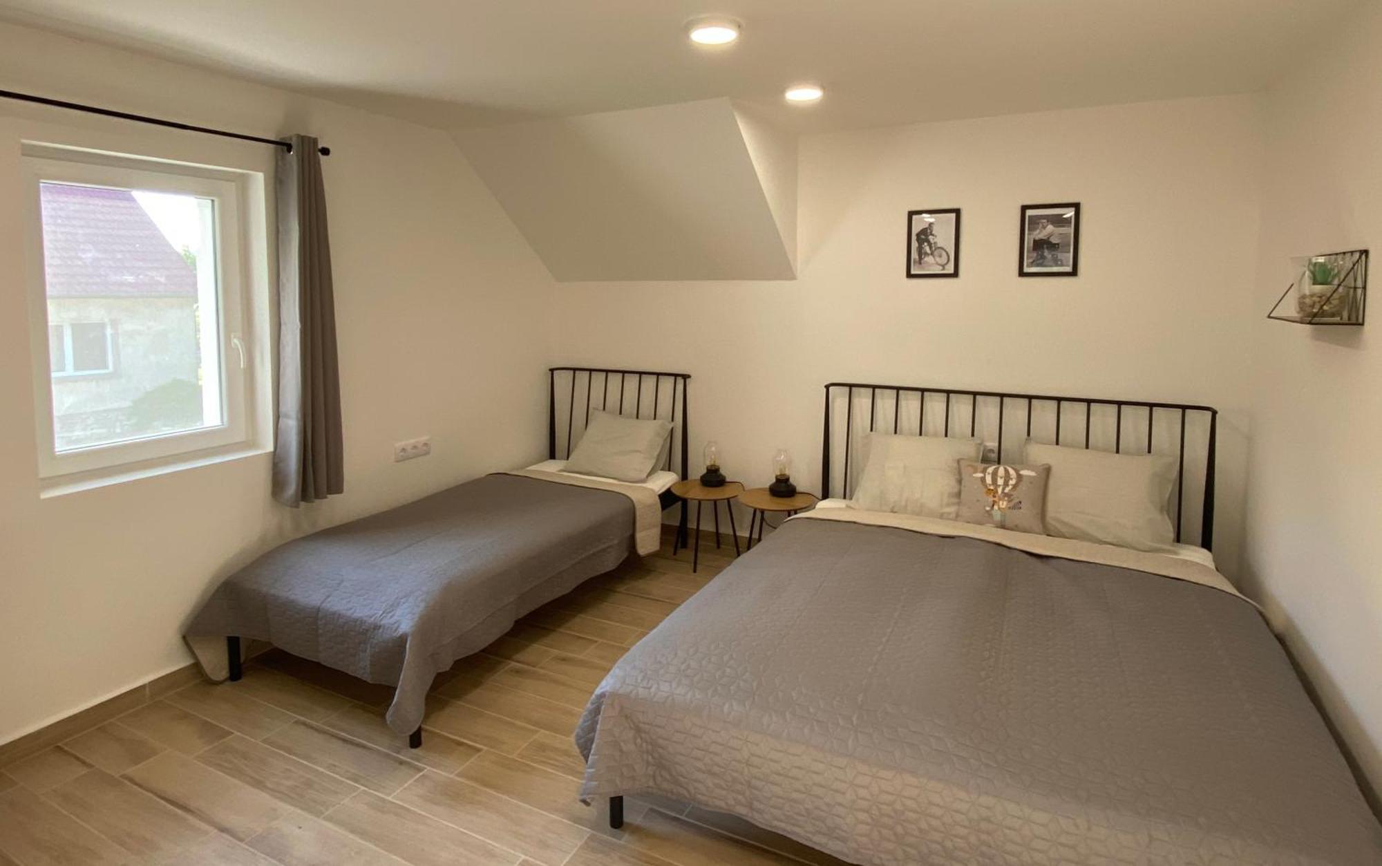 Bike & Fun Apartments - Balatonakarattya Pokój zdjęcie